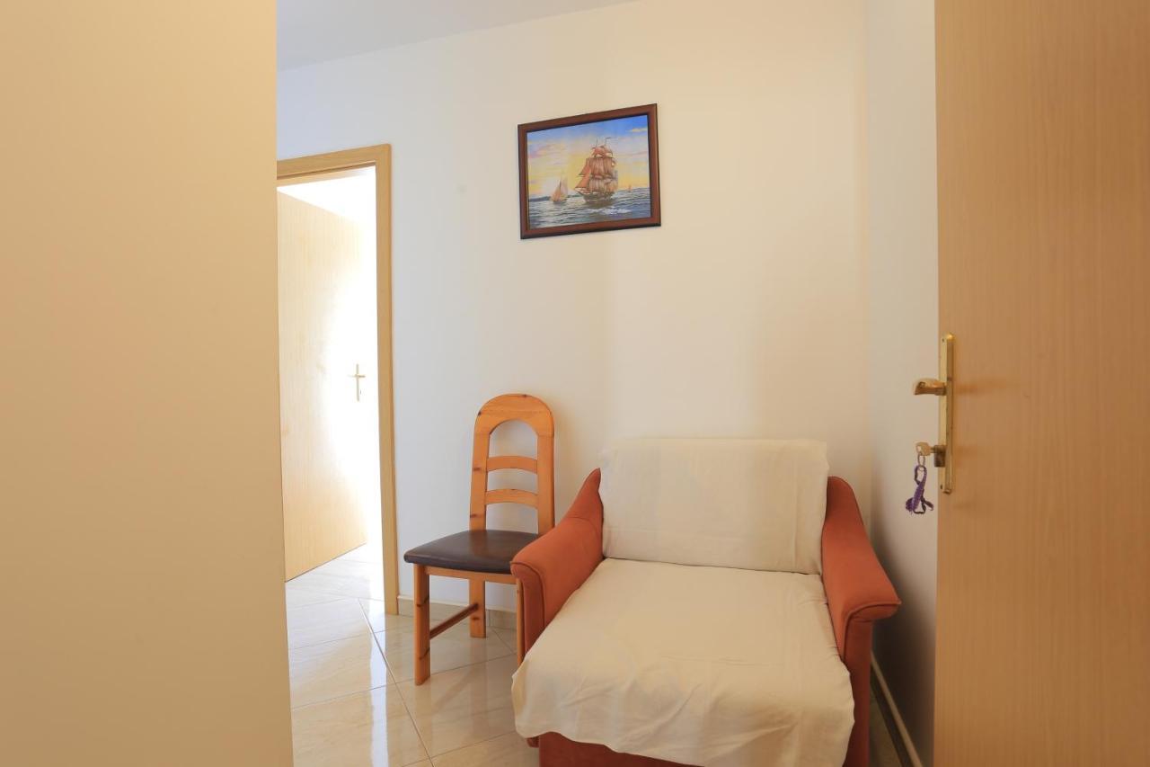 Apartments By The Sea Zivogosce - Porat, Makarska - 18218 Igrane Bagian luar foto